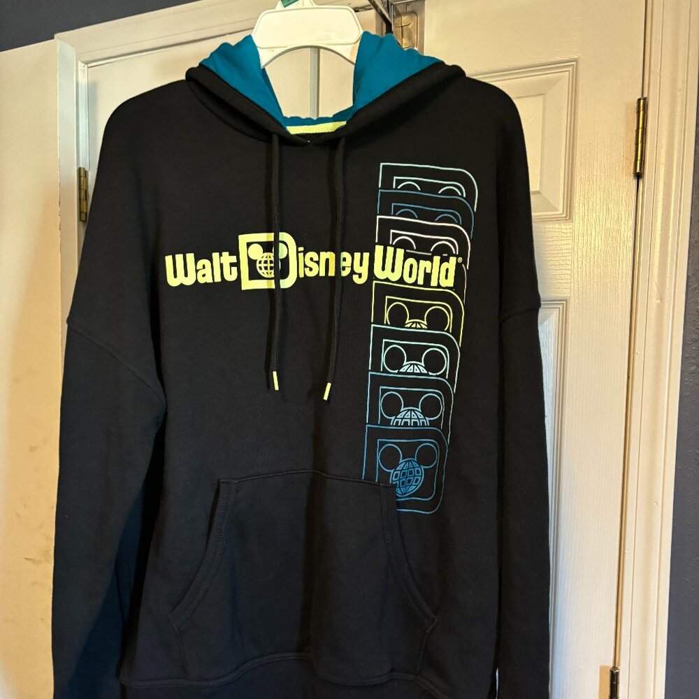 Walt Disney World Hoodie Unisex Sz 2L Navy/Lime Green Logo Kangaroo Pockets